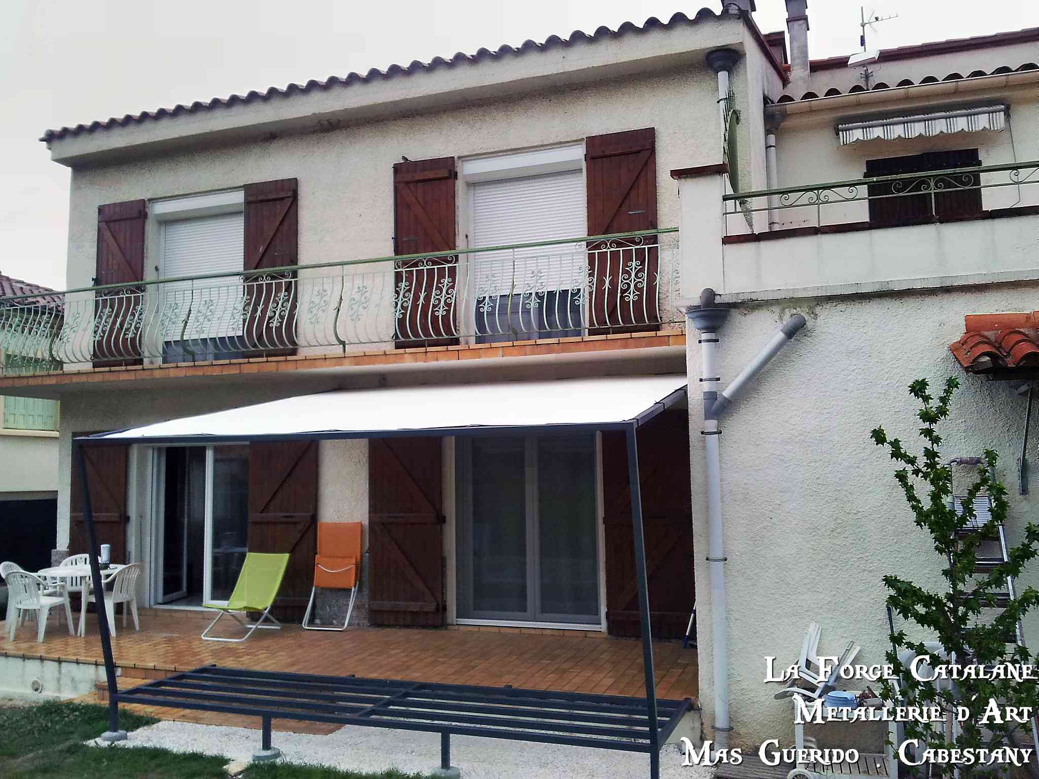 pergola toit pente tube bache SOLTIS fer Forge Catalane Cabestany (3).jpg